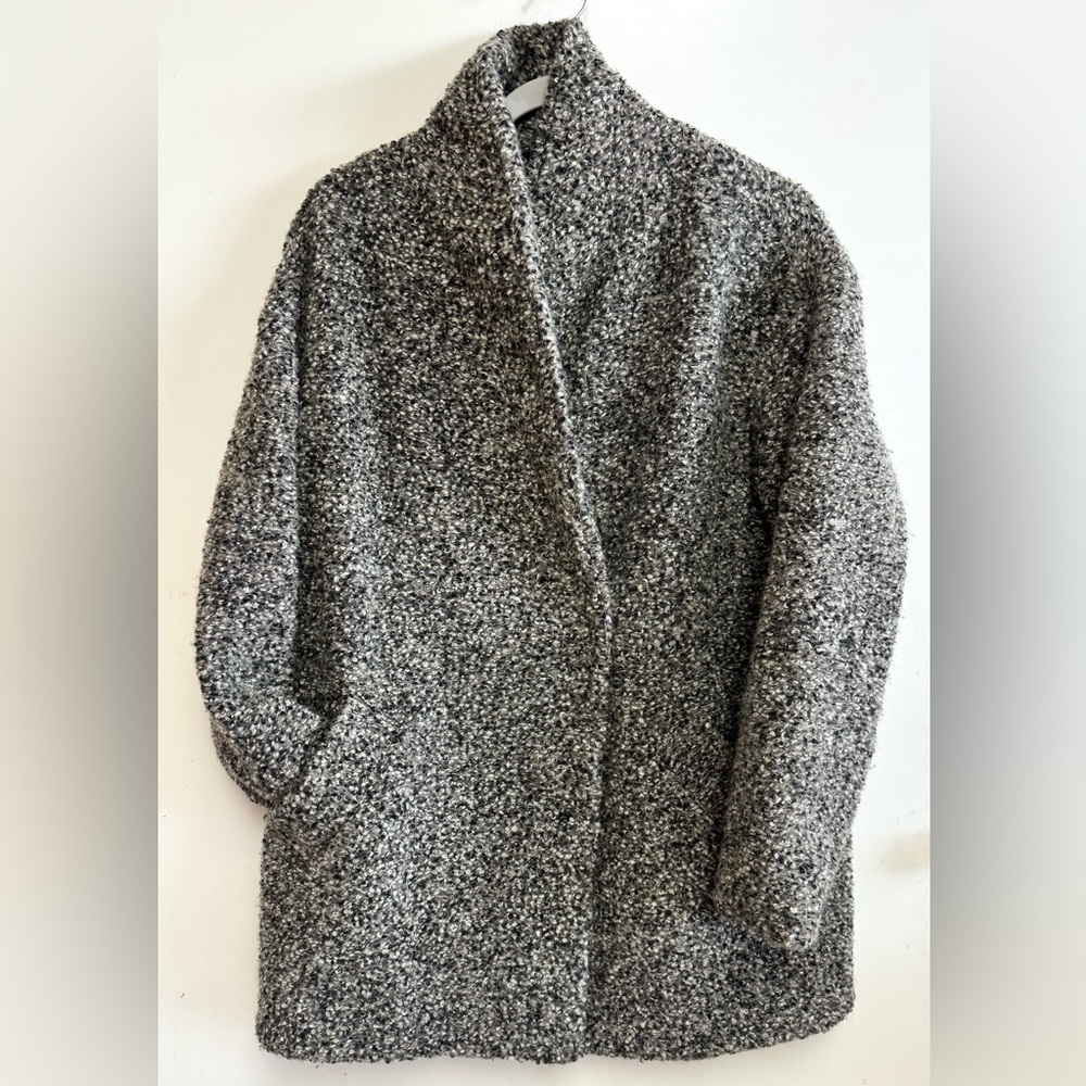ABERCROMBIE & FITCH Boyfriend
Wool Blend Over Coat White Black
Women's Medium